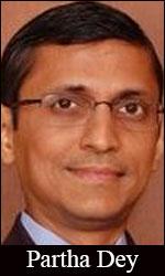 ICICI Bank sets up unit to handle bad loans, brings in Partha Dey from PE arm