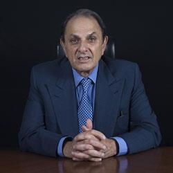 Nusli Wadia threatens to file defamation suit against Tata Sons