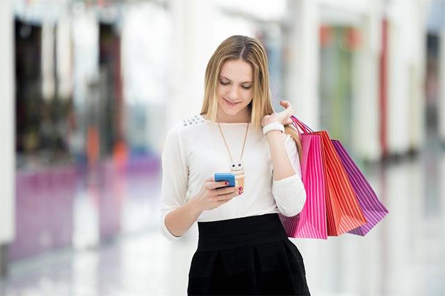 Flipkart wins festive season battle, says Redseer; Amazon counters claim