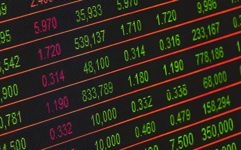 Nifty, Sensex give up early gains as automakers, banks weigh