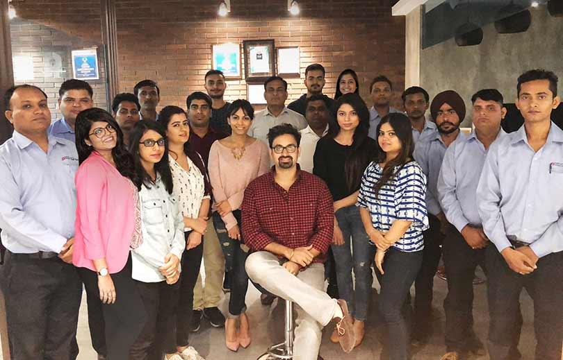 Korean razor maker Dorco picks up stake in grooming products startup LetsShave