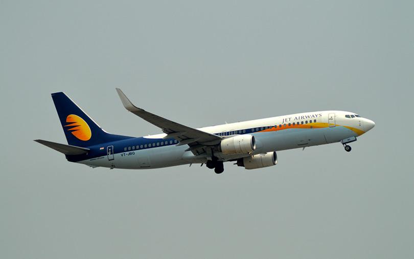Government asks banks to save Jet Airways, avoid bankruptcy