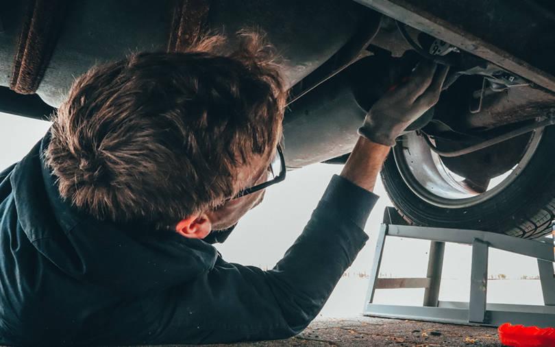 Auto maintenance startup GoMechanic pockets Series B funding cheque