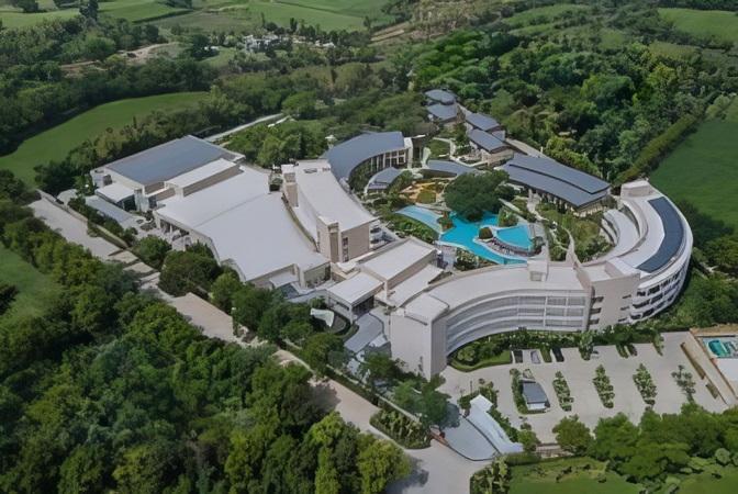 Chalet Hotels inks deal to acquire luxury resort in NCR