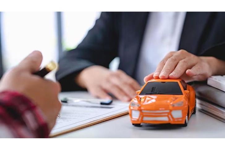 Buying Car Insurance in 2025? Here are 8 Smart Tips You Shouldn't Ignore