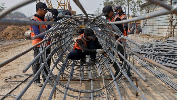 India sees 6.8-7.2% growth next year, flags risks from geopolitics, weak exports