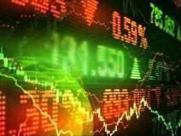 Gains in IT stocks propels indices to end 1% higher